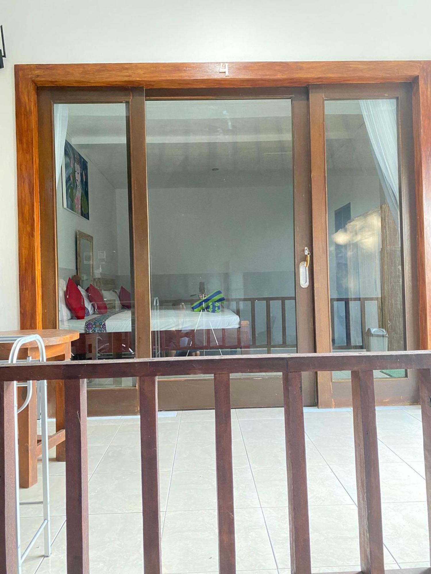 Coconut Beach Bungalows & Warung 2 Amed  Luaran gambar
