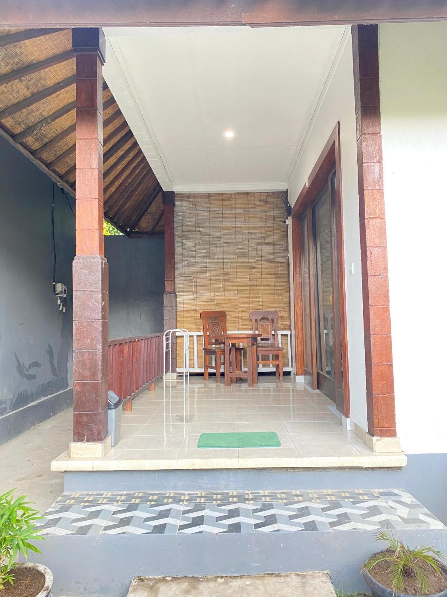 Coconut Beach Bungalows & Warung 2 Amed  Luaran gambar