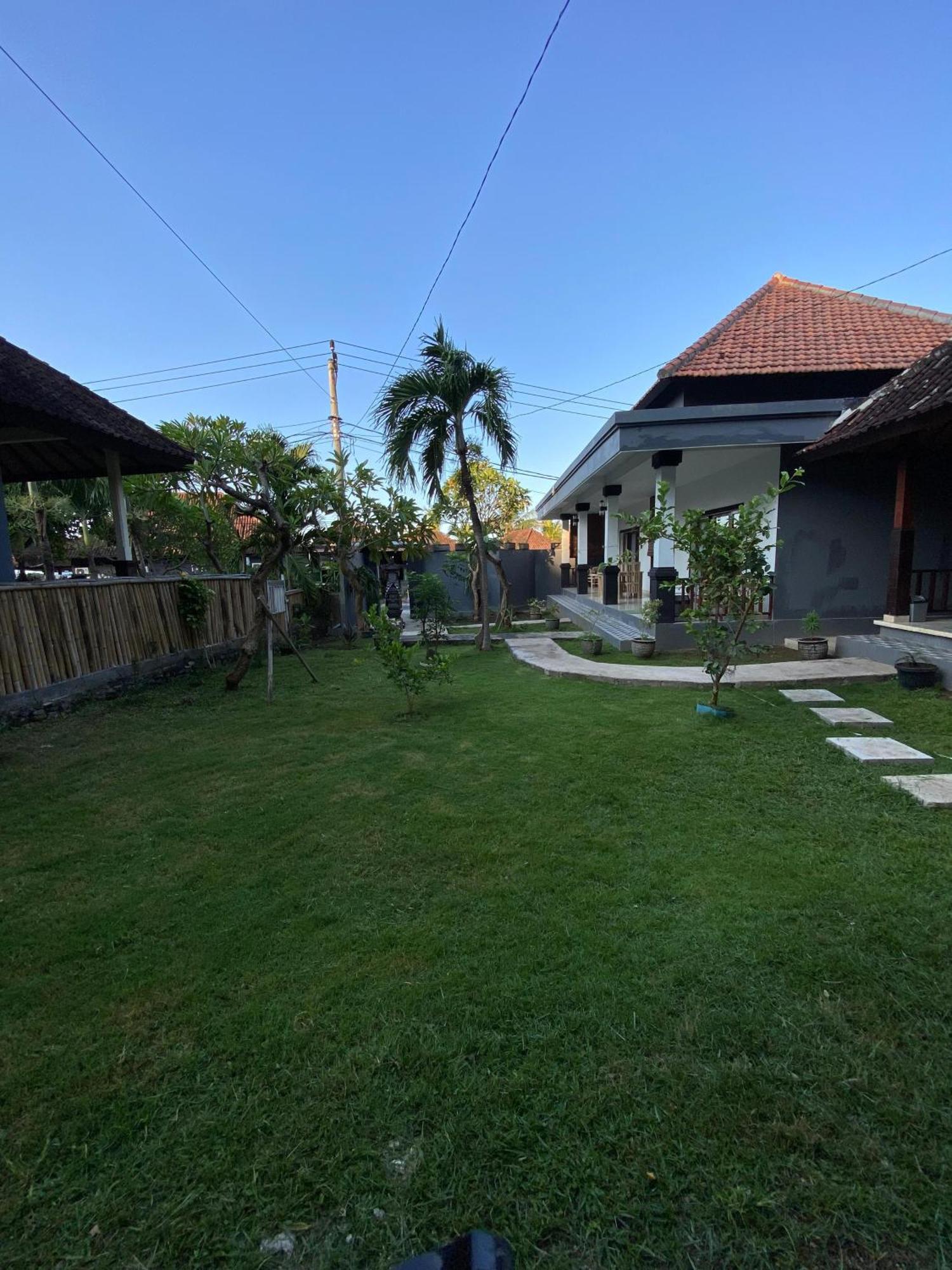 Coconut Beach Bungalows & Warung 2 Amed  Luaran gambar