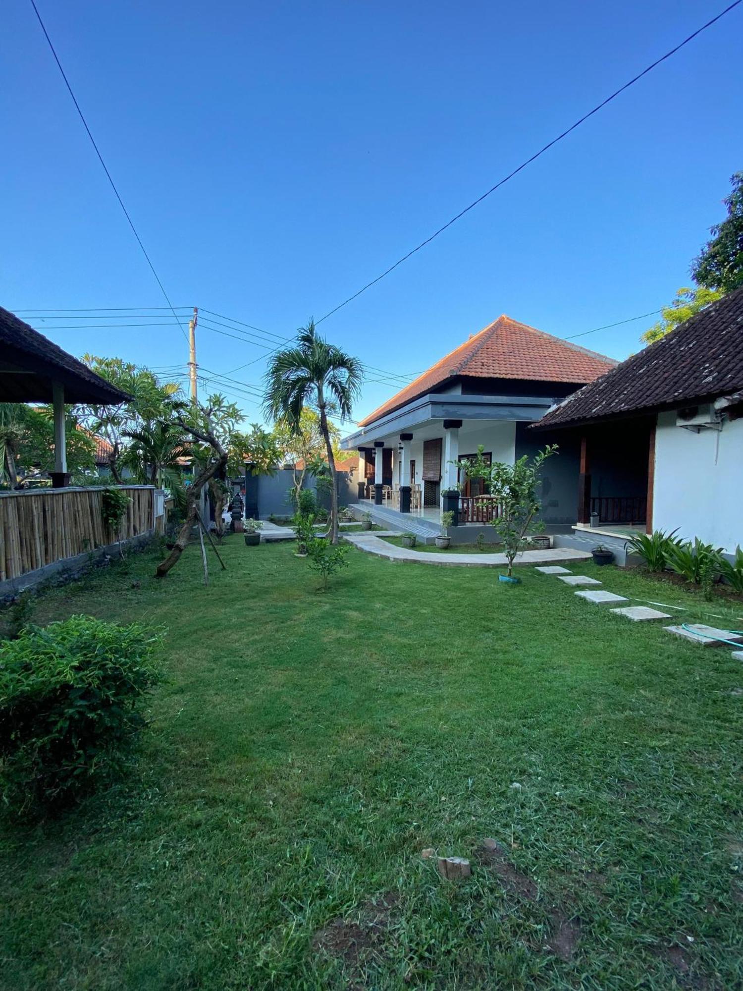 Coconut Beach Bungalows & Warung 2 Amed  Luaran gambar
